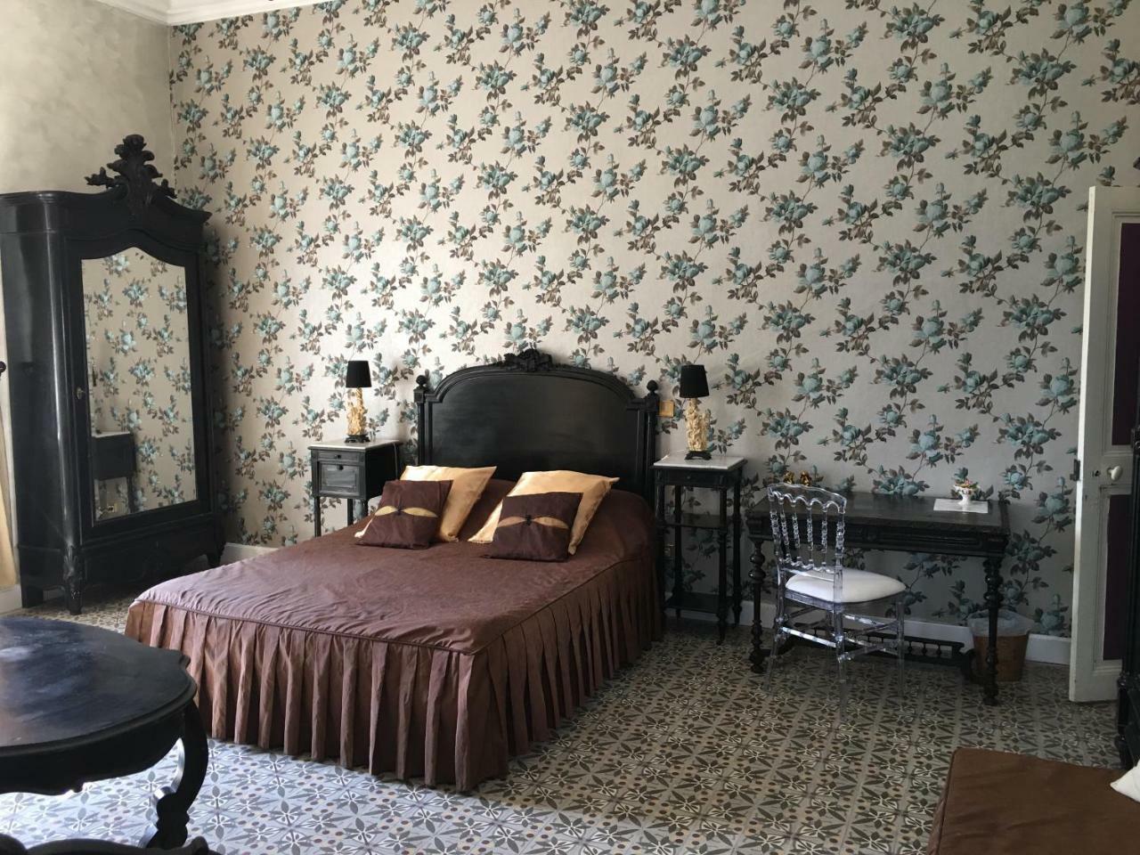 Le Mogador Chateau Du Martinet Violes Экстерьер фото