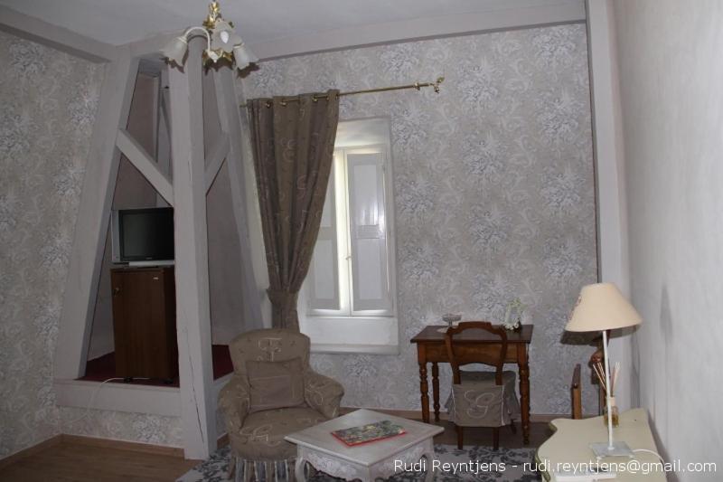 Le Mogador Chateau Du Martinet Violes Экстерьер фото